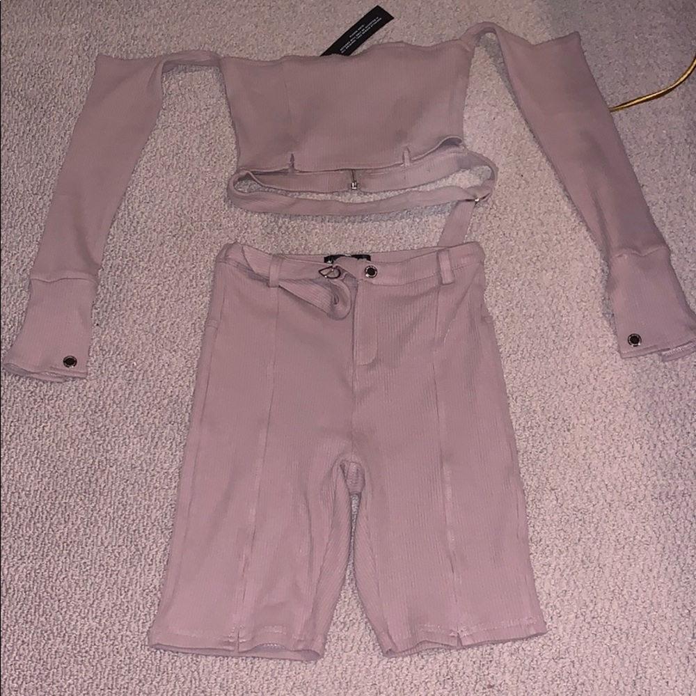 Manière De Voir Two Piece Fitten Short Set